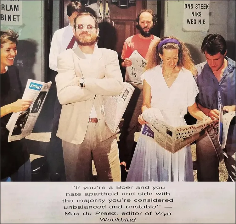 Die stigterslede van die eerste Vrye Weekblad. Dit het op 4 November 1988 verskyn. Die redaksie vir die eerste uitgawe het bestaan uit Karien Norval, Max du Preez (red.), Elsabe Wessels, Chris du Plessis, Jacques Pauw, Victor Munnik en Koos Coetzee.