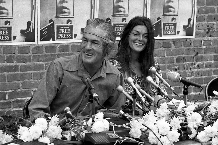 Timothy Leary and his wife, Rosemary Woodruff hold a news conference in Los Angeles.